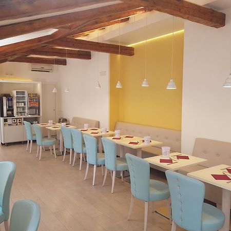Hotel Roma Trieste Esterno foto