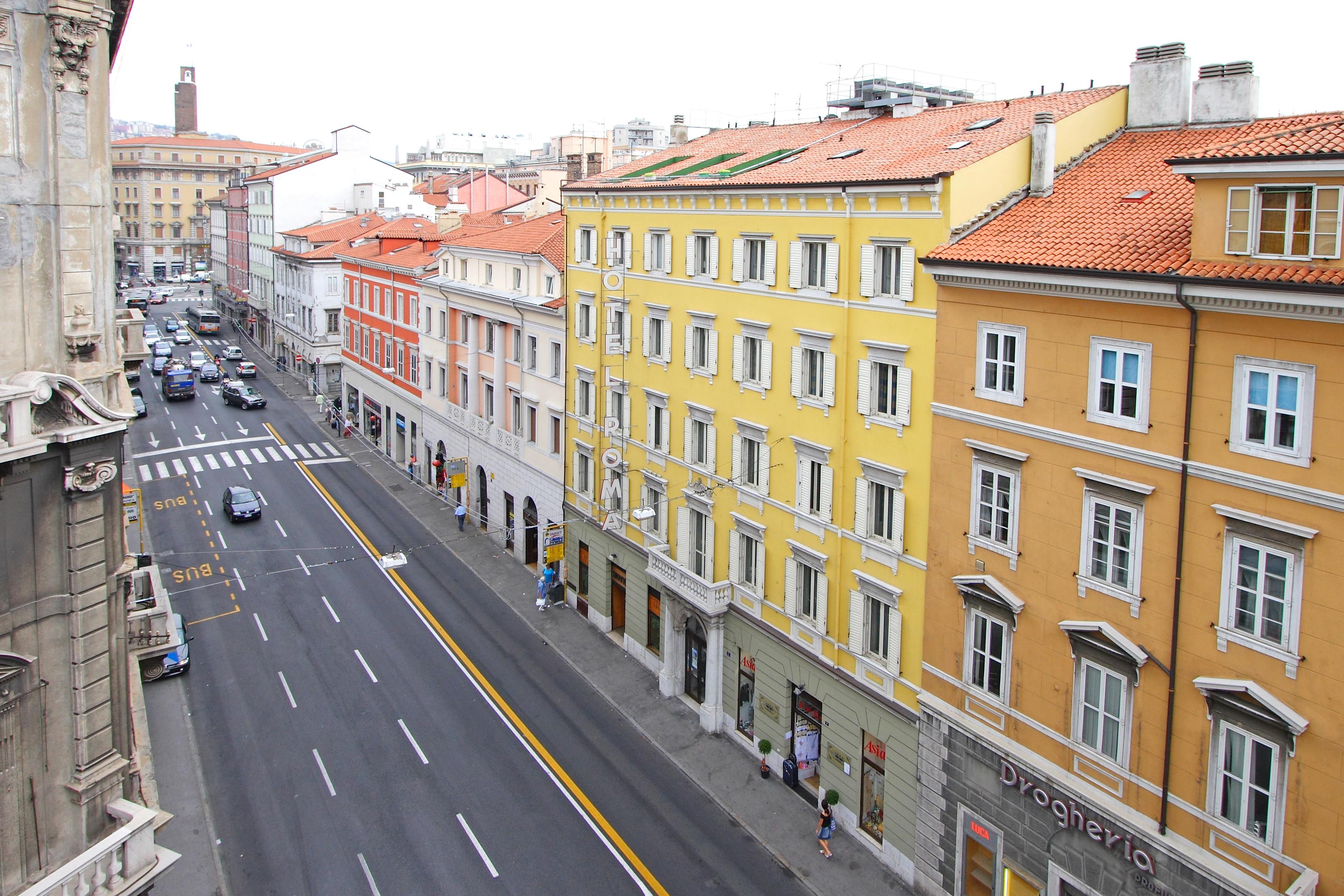 Hotel Roma Trieste Esterno foto