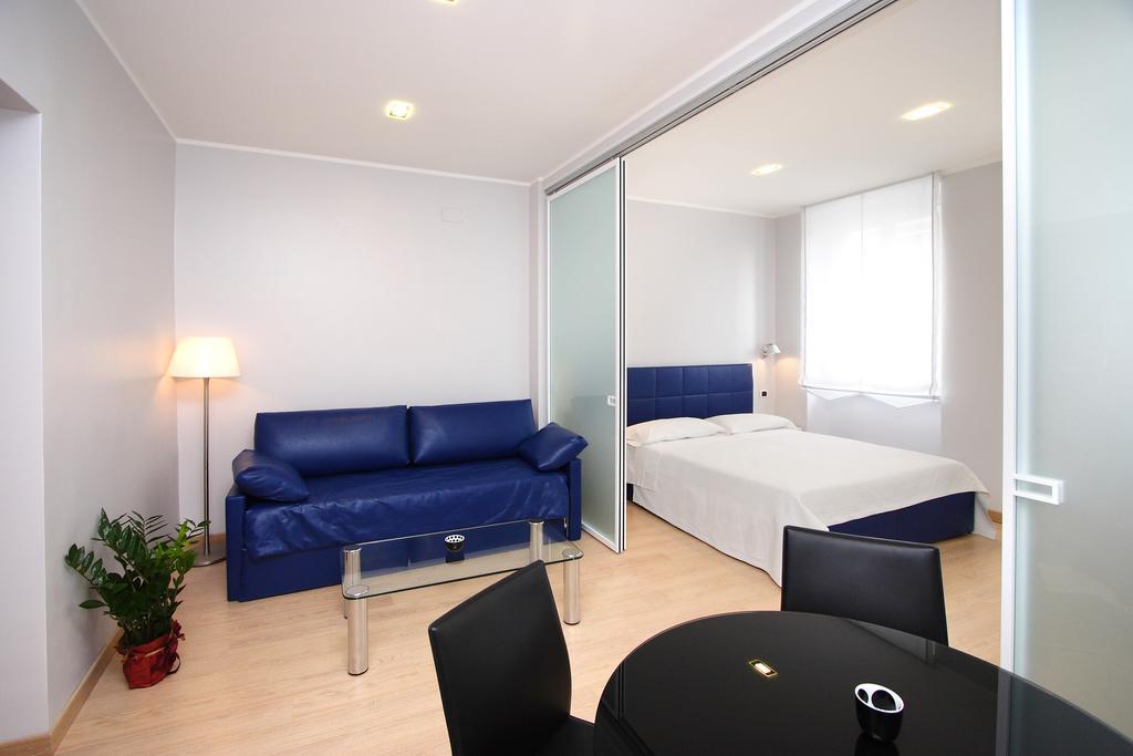 Hotel Roma Trieste Esterno foto