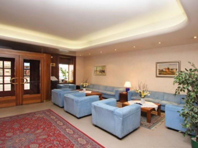 Hotel Roma Trieste Esterno foto