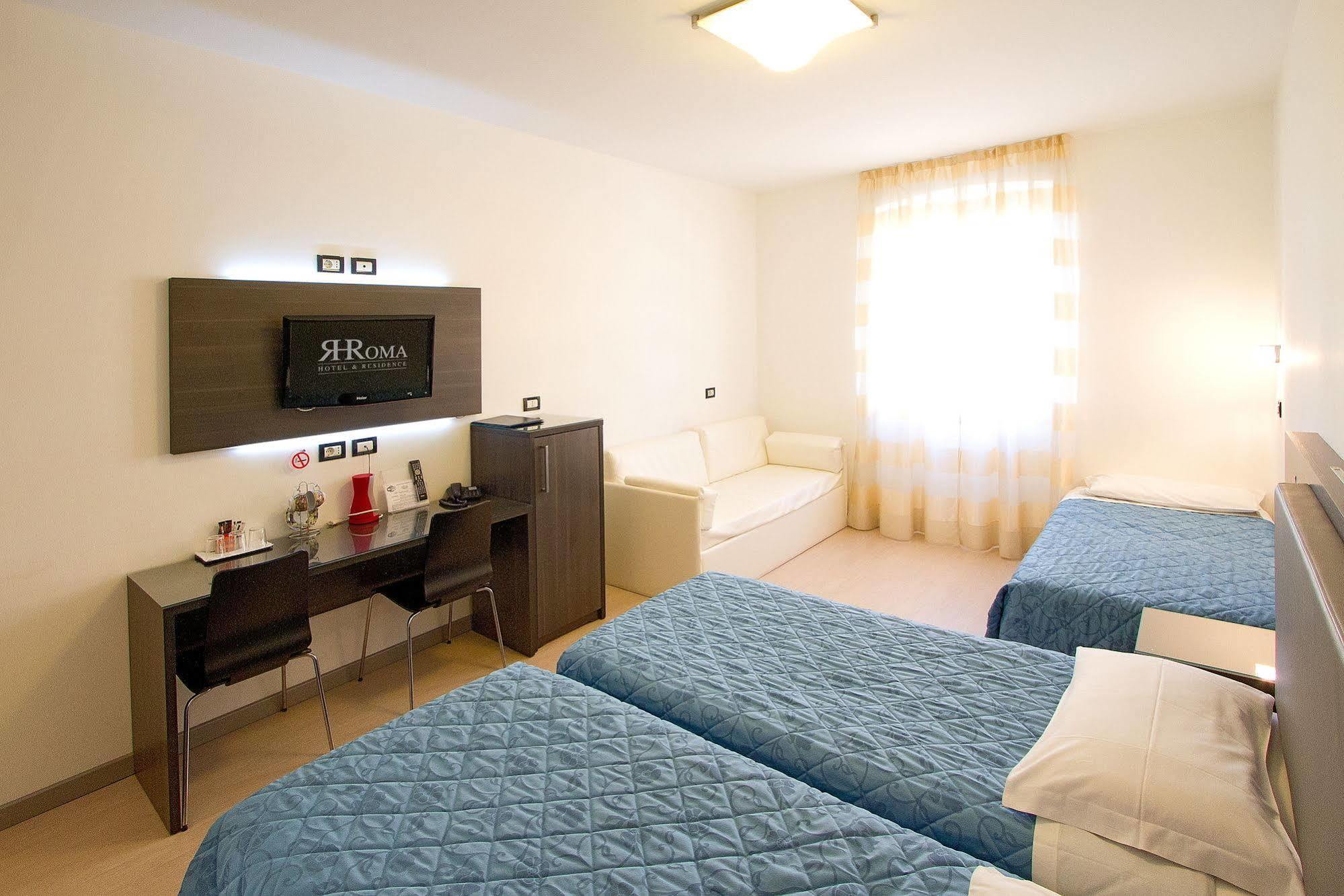 Hotel Roma Trieste Esterno foto